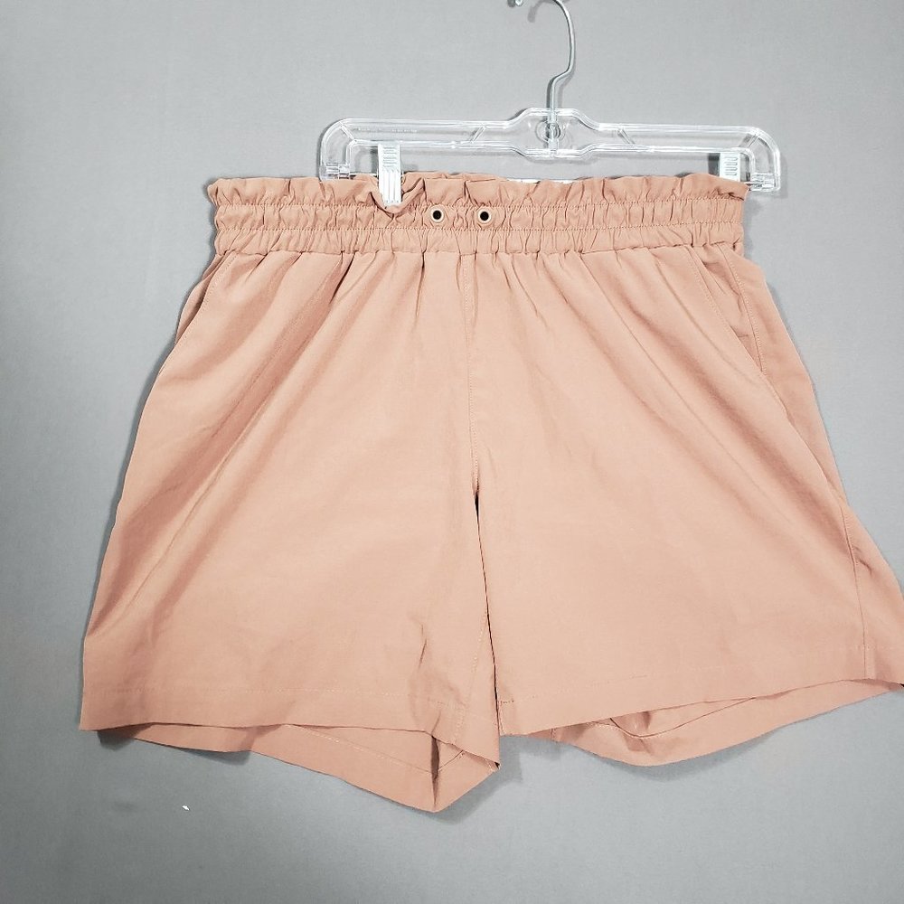 Mondetta Performance Luxury Womens Athleisure Running shorts Size Medium, Clay